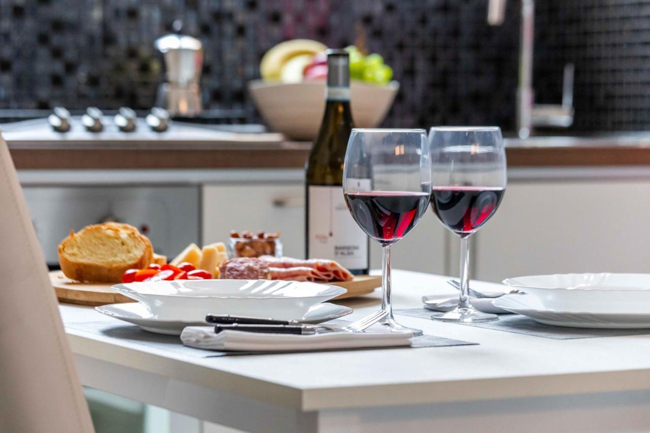Duomo In 8 Stops Suite Deluxe Loft Milano Ngoại thất bức ảnh