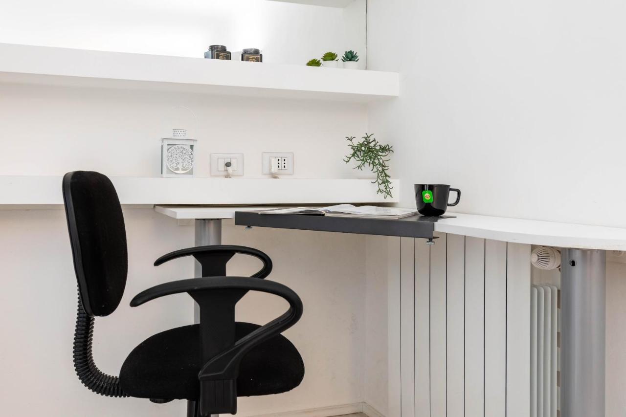 Duomo In 8 Stops Suite Deluxe Loft Milano Ngoại thất bức ảnh